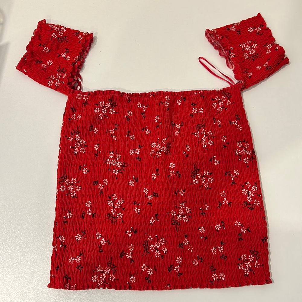 Cute floral top